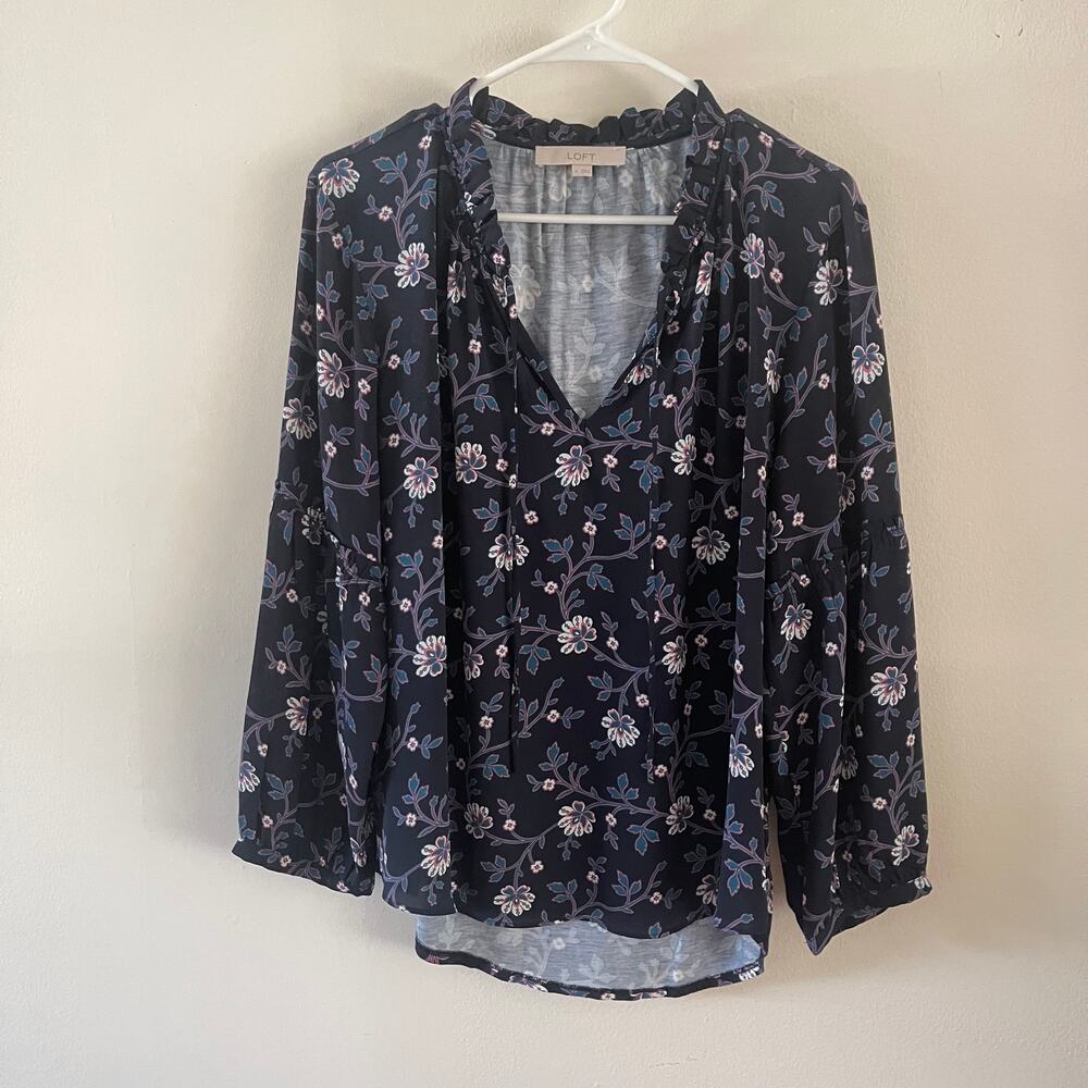 LOFT Mixed Media Top Navy Blue Floral Print Ruffle Sleeve Blouse Womens Medium